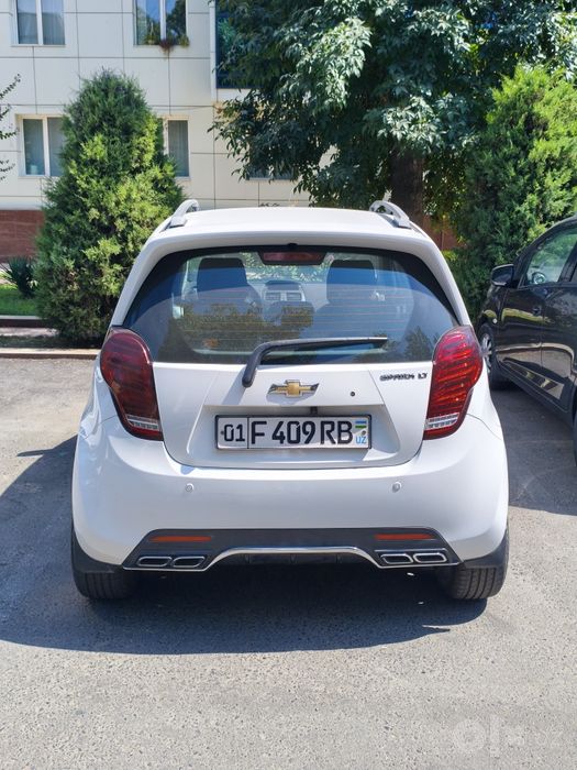 Chevrolet Spark A/T full 2022