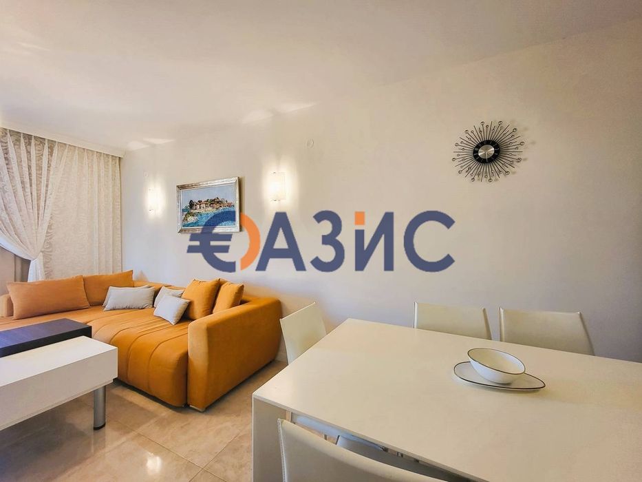 Първа линия море – Апартамент с 2 спални в „Coastal Dreams“, Свети