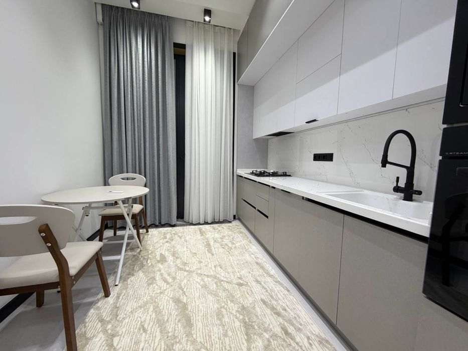 Продается 3х комнатная квартира,ул Садык Азимова,ЖК Инфинити,88м2