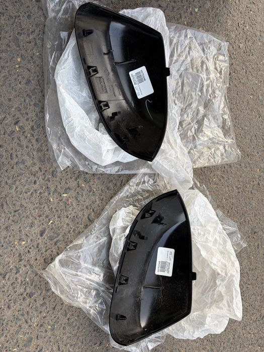 Продаю крышку на Бокавое стекло BMW X5 G05 G06 X6 G07 X7 Оригинал