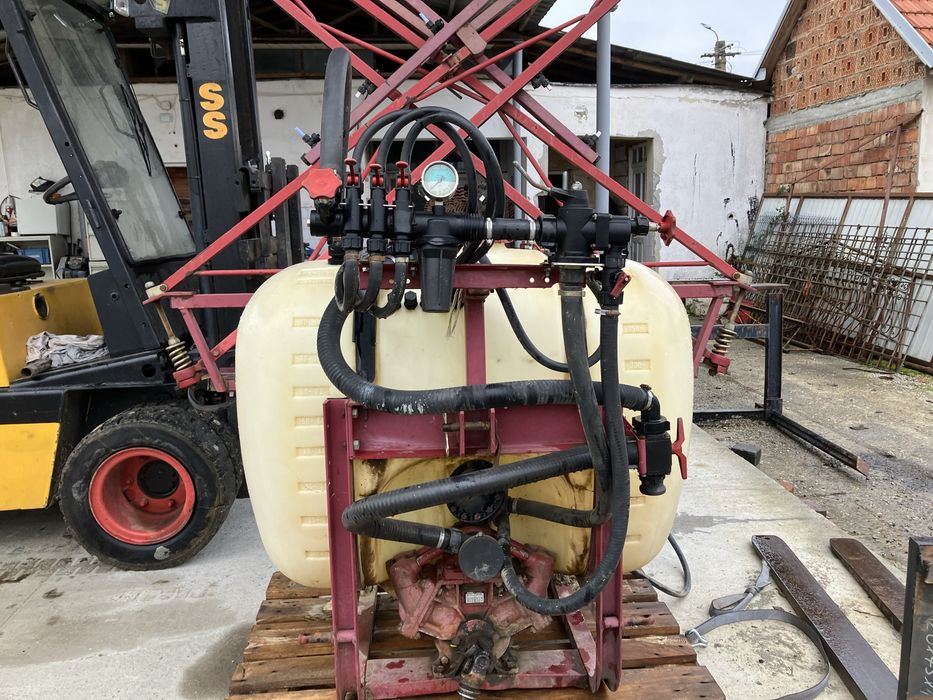 Pompa ierbicidat 400litri. Marca Hardi