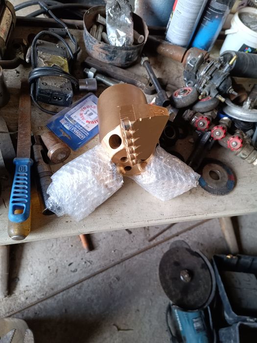 Instalație foraj, mașina de fântâni, varianta umed și uscat, monofazat