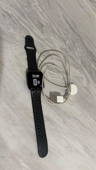 Apple watch SE 44 мм