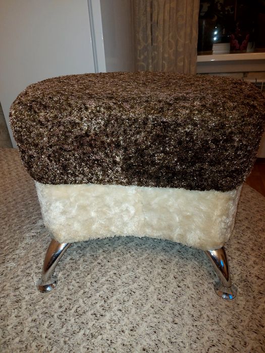 Продам пуфик в хорошем состоянии