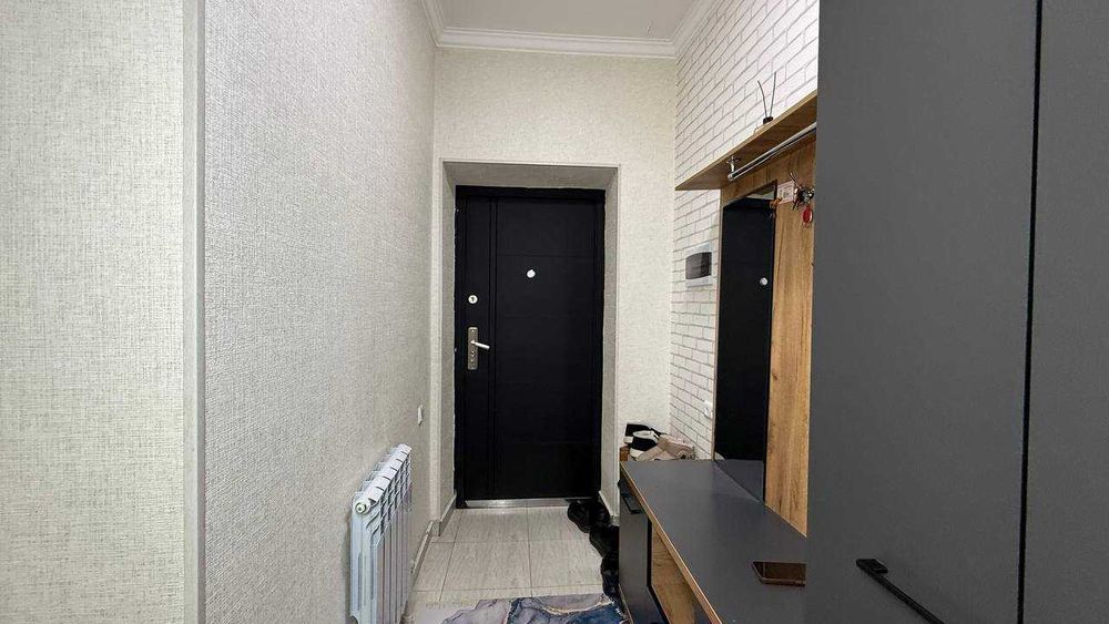 Миндонобод Мошина бозори 1 қаватда 2хонали квартира сотилади. ID: 1870