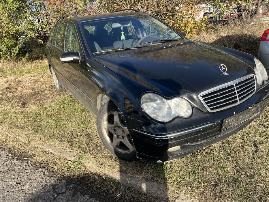 Продавам mercedes C270