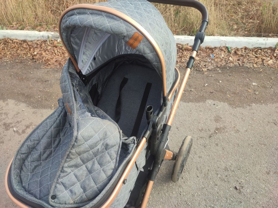 Продам коляску в хорошем состоянии.