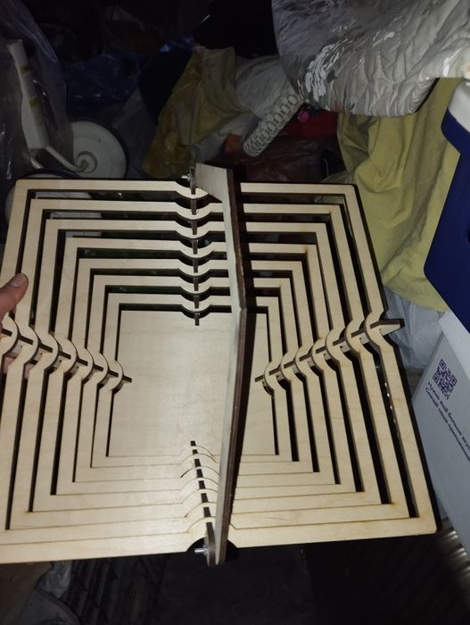 Деревянные корзины новые продам