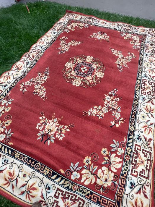 Продам ковры б/у