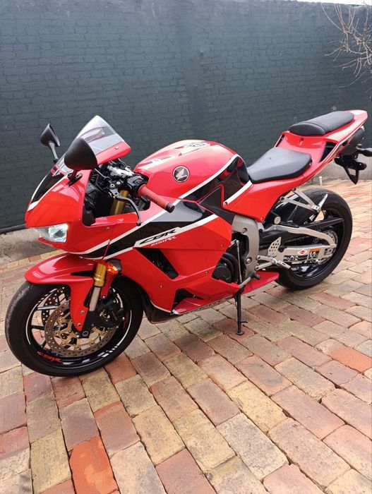 Honda CBR600RR 2016