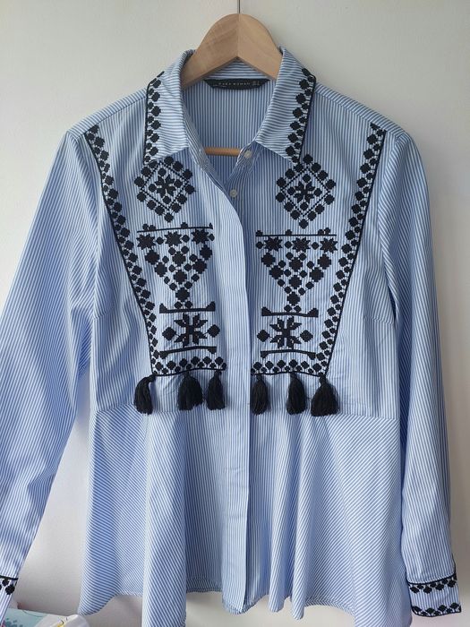 Camasa cu broderii Zara