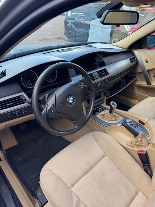 BMW 523i 2.5 бензин 177к.с.