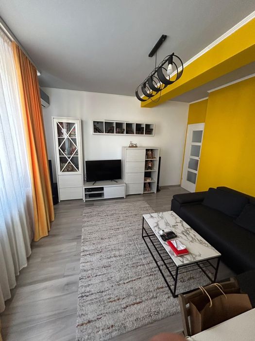 Inchiriez apartament 2 camere Pallady cu loc de parcare