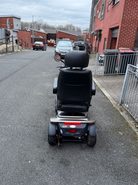 Електрически скутер за трудно подвижни хора TGA