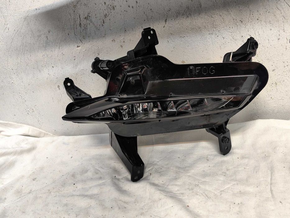 Оригинален халоген Киа Сеед  Kia Ceed  R  2018