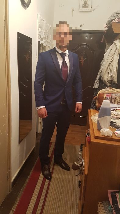 Costum elegant de bărbați