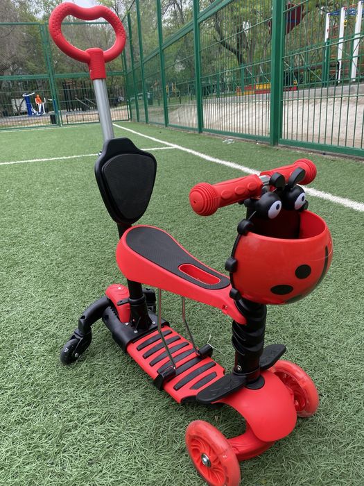 Самокат Беговел 5в1.