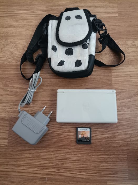 Nintendo DS lite