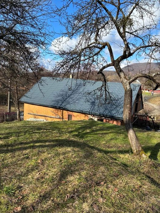 Casa cu 48 arii teren chiuzbaia
