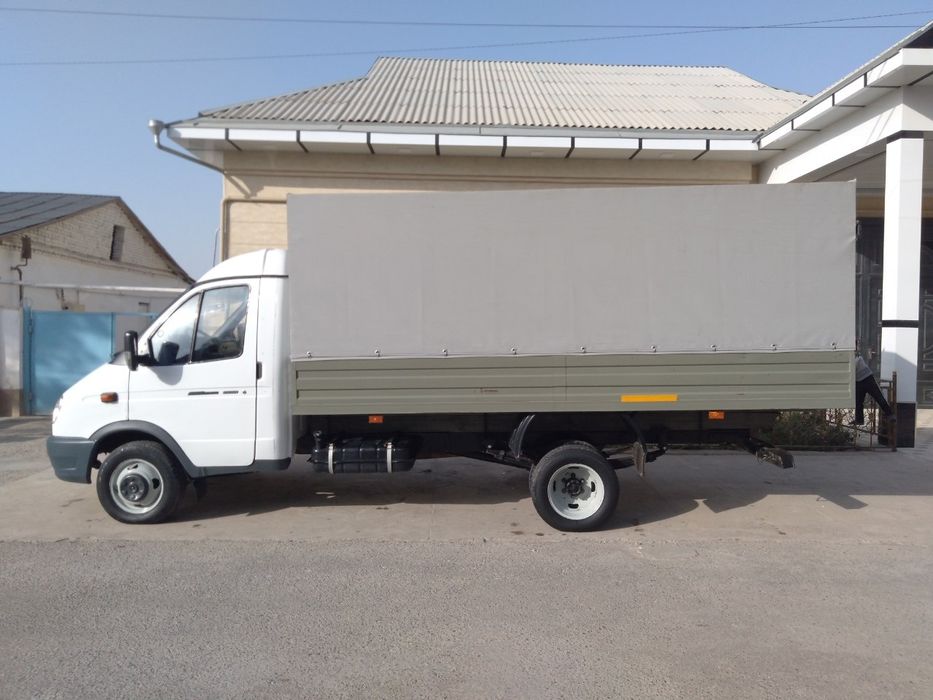 Газел (бортовой) сотилади