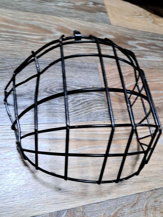 Шлем хоккейный детский