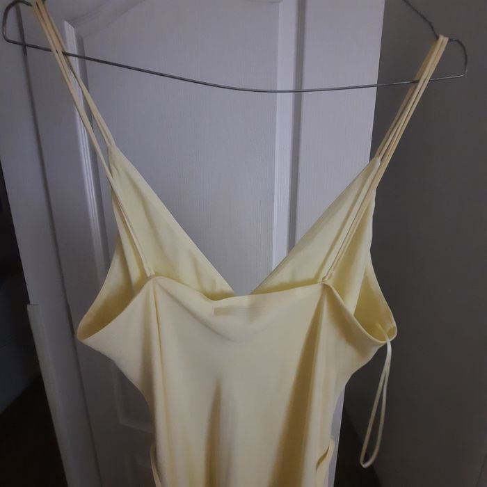 Нова рокля Calvin Klein 38ми номер