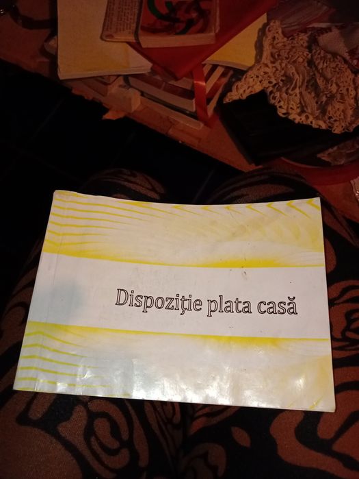 Vand carti 5 lei bucata stare buna