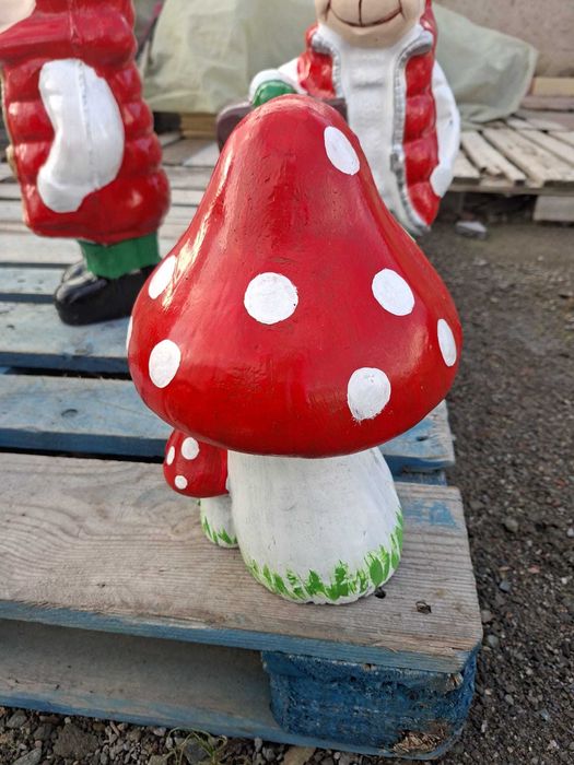 Pitici de gradina/Decoratuni gradina