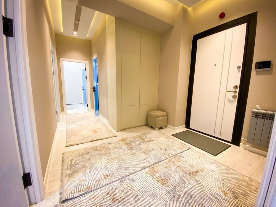 For rent 3/11/25 - 100 sq.m HI-TECH apart. in AKAY CITY (from the owne