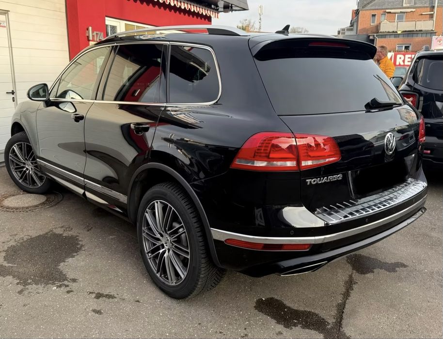 Dezmembrez VW Touareg 3.0 TDI CVV, R Line Facelift