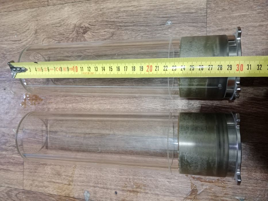 Стеклянные цилиндры