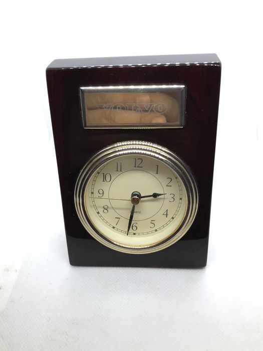 Часы настольные.