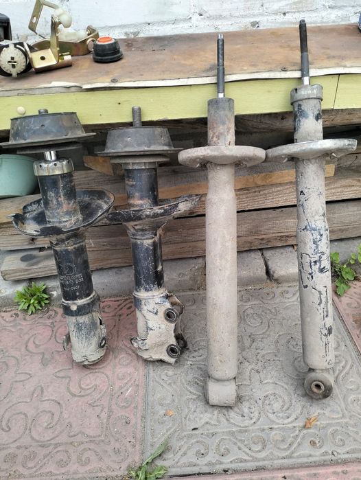 Продам запчасти  на гольф 2