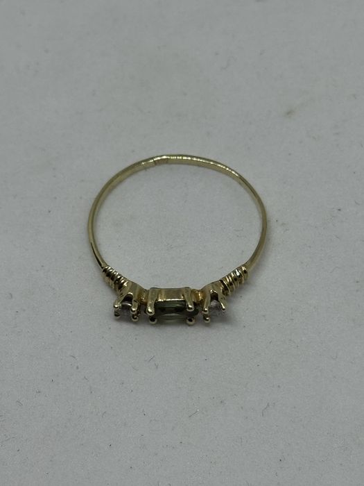 златен дамски пръстен 1.2гр 14к 585