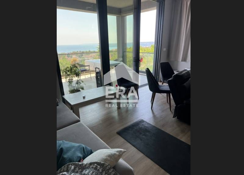 Продава се Къща в Варна, м-т Траката - 328 кв.м за 1951 €/кв.м - Снимка #3