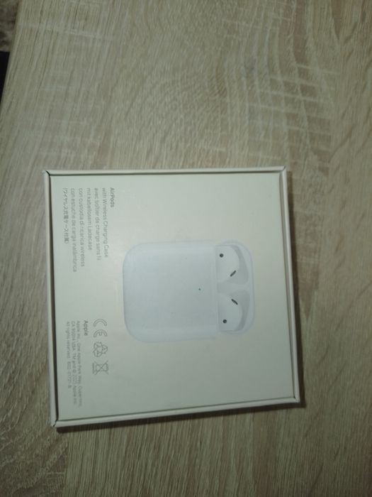 Продаю AirPods 2  Original