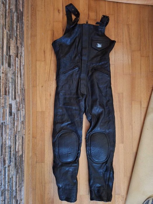 Дамски кожен мото панталон/гащеризон