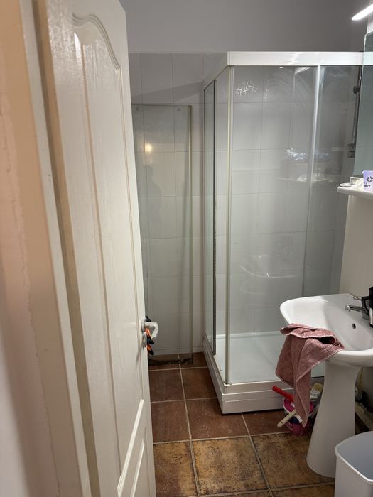 Inchiriez garsoniera