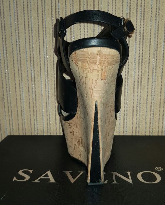 Босоножки 35 р-р.