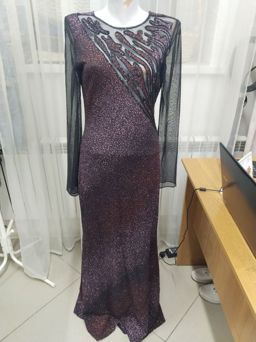 Вечерние нарядные платья