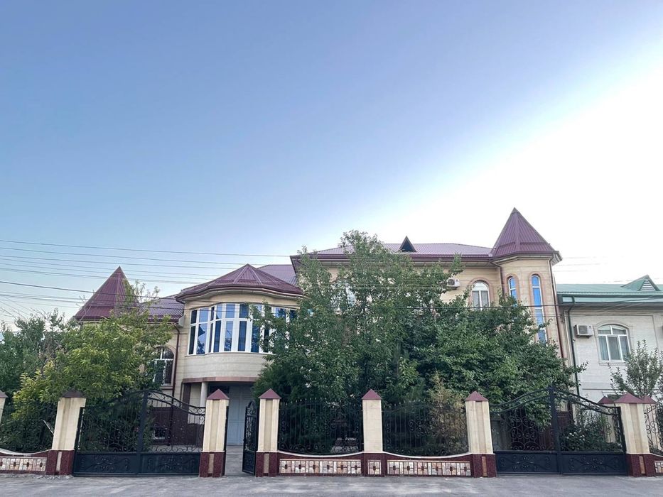 Продается участок Зенит(Хасанбой) 12 соток 3 этажа