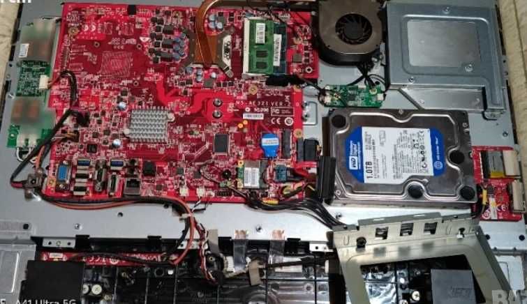 Touchscreen All-in-One MSI  24" Touchscreen