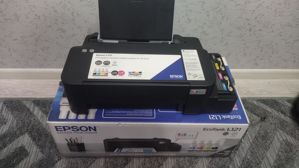 Принтер Epson L 121  Не включается