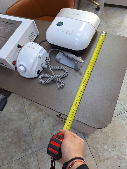 Бюро маса за маникюр