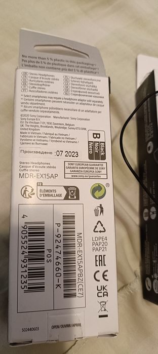 Casti In-Ear Sony MDR-EX15APB cu fir Microfon Negru