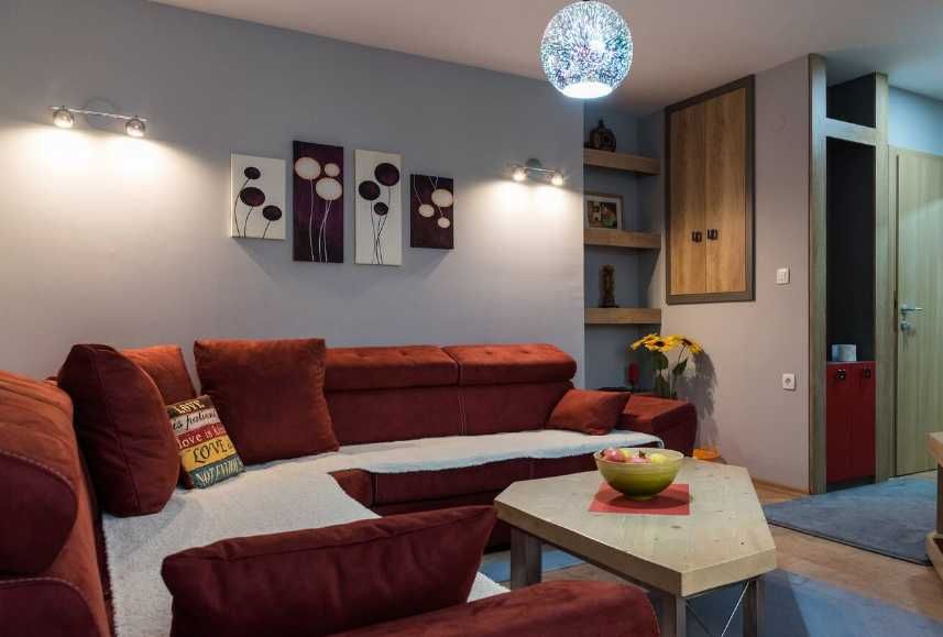 Дава се под наем Тристаен апартамент в Пловдив, Остромила - 83 кв.м за 408 € - Снимка #1