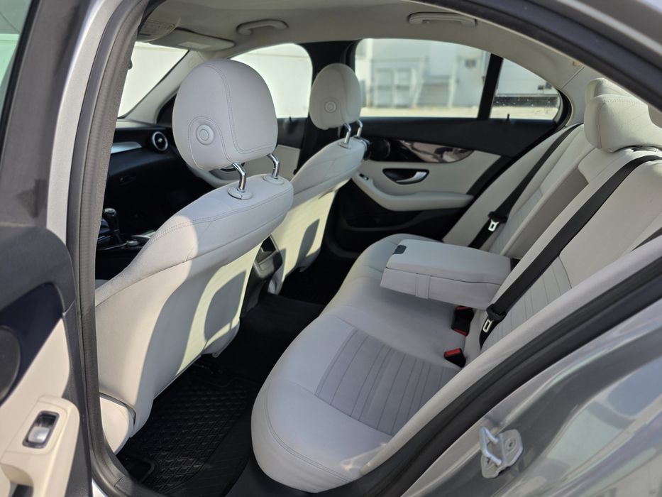 Mercedes C Class 2.2 2014 berlina proprietar service efectuat