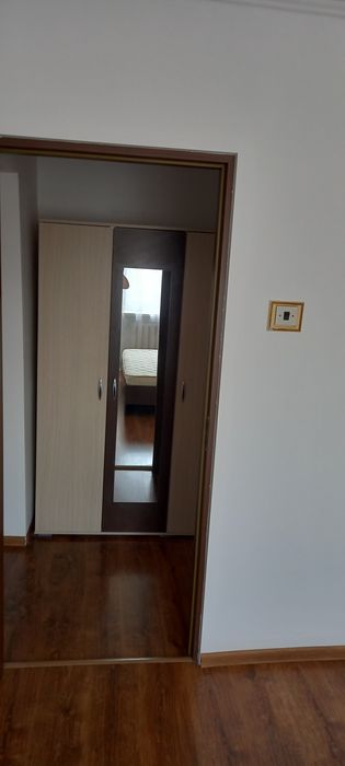 Închiriez apartament 2 camere