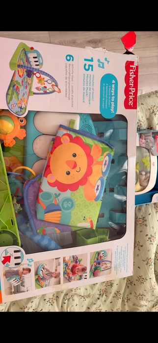 Детский музыкальный развивающий коврик фирмы Fisher Price
