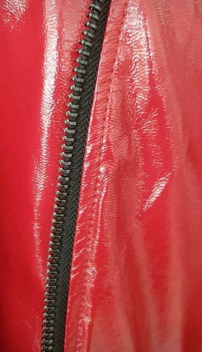 Geaca Guess noua, originala